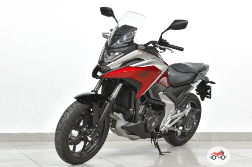Мотоцикл HONDA NC 750X 2023, Красный фото 2