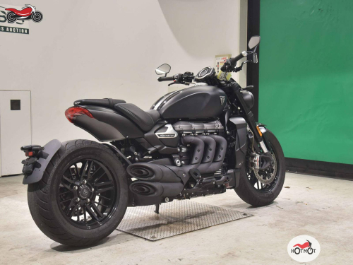 Мотоцикл Triumph Rocket 3 2021, ЧЕРНЫЙ фото 5