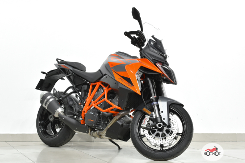 Мотоцикл KTM 1290 Super Duke GT 2022, СЕРЫЙ