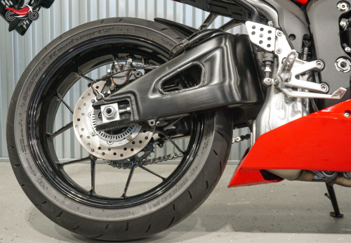 Мотоцикл HONDA CBR 600RR 2022, КРАСНЫЙ фото 7
