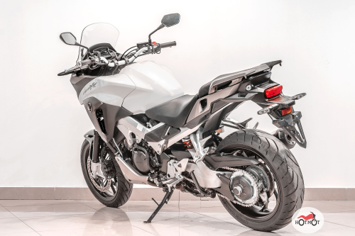 Мотоцикл HONDA VFR 800X Crossrunner 2014, Белый фото 8