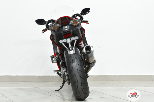 Мотоцикл HONDA VFR800F 2015, Красный фото 6