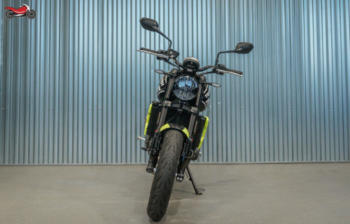 Мотоцикл Triumph Trident 660 2024, ЧЕРНЫЙ фото 4