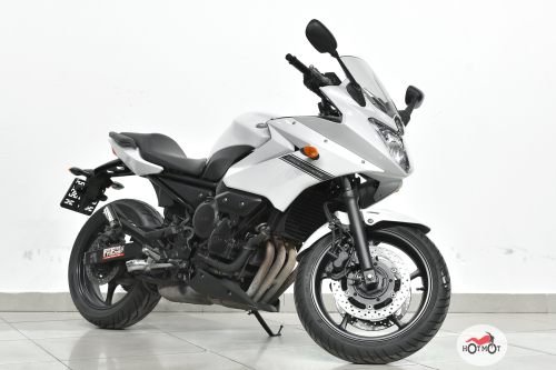 Мотоцикл YAMAHA XJ6 (FZ6R) 2010, Белый