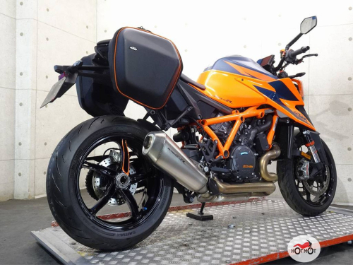 Мотоцикл KTM 1290 Super Duke R 2021, Оранжевый фото 4