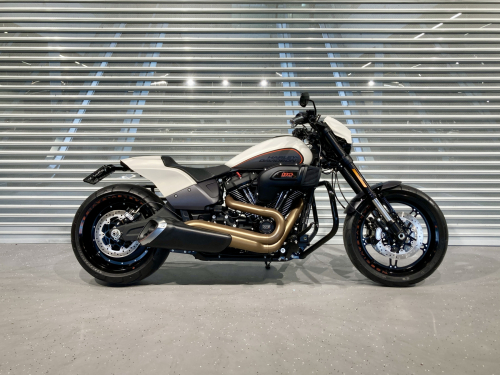 Мотоцикл Harley-Davidson FXDR 114 2019, БЕЛЫЙ