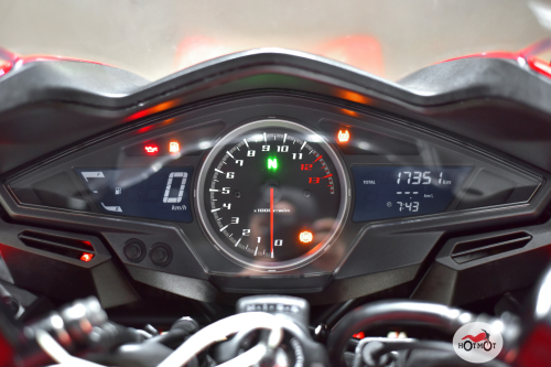 Мотоцикл HONDA VFR800F 2015, Красный фото 9