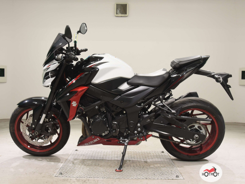 Мотоцикл SUZUKI GSX-S 750 2020, БЕЛЫЙ