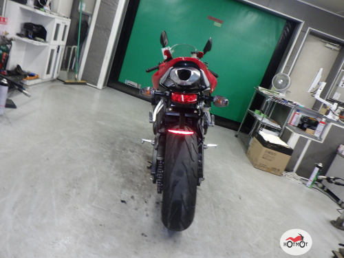 Мотоцикл HONDA CBR 600RR 2008, Красный фото 12