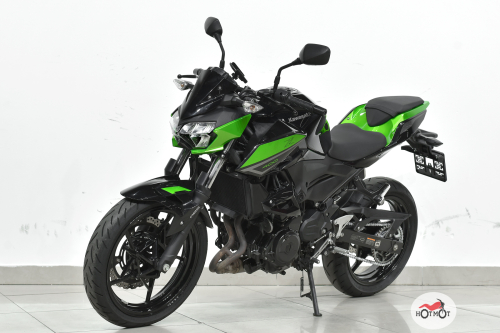 Мотоцикл KAWASAKI Z 400 2021, черный фото 2