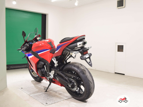 Мотоцикл HONDA CBR 600RR 2024, Красный фото 6