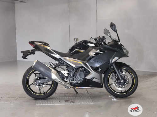 Мотоцикл KAWASAKI NINJA 400 2022, черный фото 2