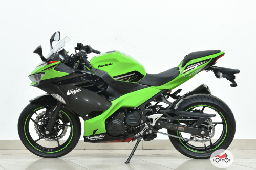 Мотоцикл KAWASAKI Ninja 400-2 2020, Зеленый фото 4