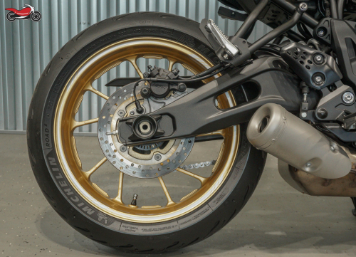 Мотоцикл Yamaha XSR700 2023, ЧЕРНЫЙ фото 8
