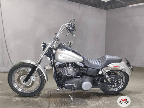 Мотоцикл HARLEY-DAVIDSON Street Bob 2007, серый