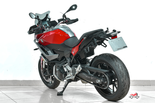 Мотоцикл BMW F 900 XR 2021, Красный фото 8