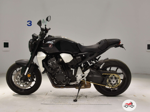 Мотоцикл HONDA CB 1000R 2021, черный