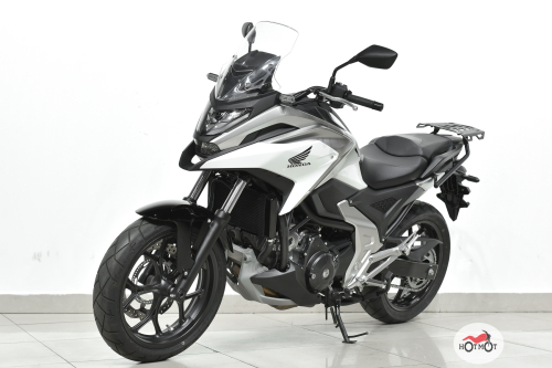 Мотоцикл HONDA NC 750X 2023, белый фото 2