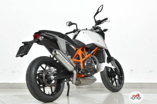 Мотоцикл KTM 690 Duke 2013, Белый фото 7