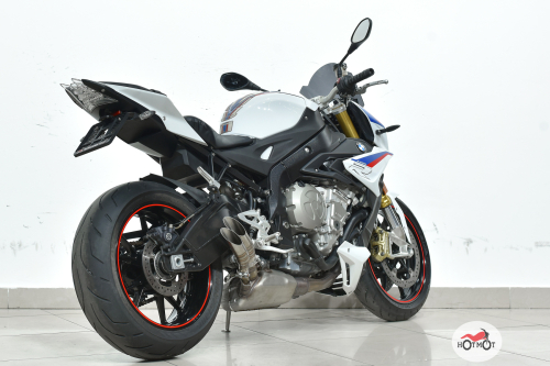 Мотоцикл BMW S 1000 R 2017, Белый фото 7