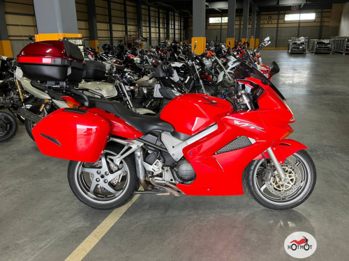 Мотоцикл HONDA VFR 800 2005, Красный фото 2