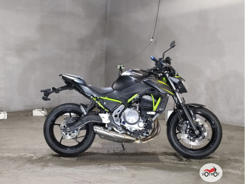 Мотоцикл KAWASAKI Z 650 2019, черный фото 2