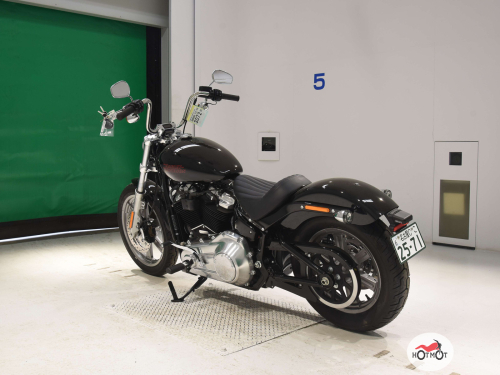 Мотоцикл HARLEY-DAVIDSON Softail Standard 2023, Черный фото 6
