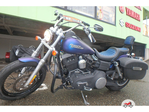 Мотоцикл Harley-Davidson Street Bob 2010, ФИОЛЕТОВЫЙ фото 3
