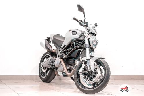 Мотоцикл DUCATI Monster 696 2011, БЕЛЫЙ