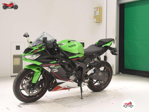 Мотоцикл Kawasaki ZX-6 Ninja 2020, ЧЕРНЫЙ фото 4