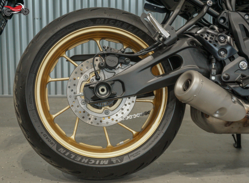 Мотоцикл Yamaha XSR700 2023, ЧЕРНЫЙ фото 8