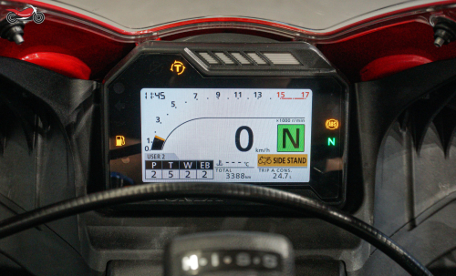 Мотоцикл HONDA CBR 600RR 2022, КРАСНЫЙ фото 12