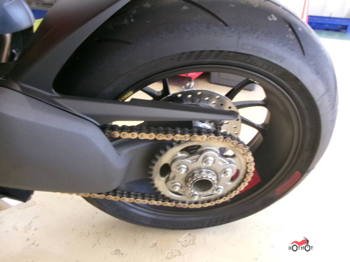 Мотоцикл DUCATI Streetfighter V4 2024, Красный фото 6