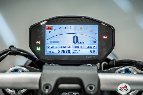 Мотоцикл DUCATI Monster 1200 2015, БЕЛЫЙ фото 9