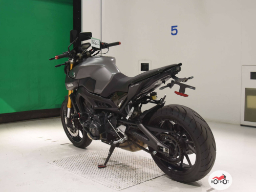 Мотоцикл YAMAHA MT-09 (FZ-09) 2015, серый фото 6