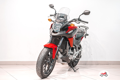 Мотоцикл HONDA NC 700X 2013, Красный фото 2