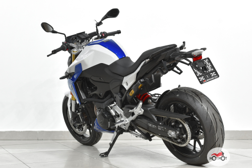 Мотоцикл BMW F 900 R 2023, белый фото 8