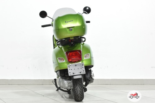 Скутер VESPA GTS Super 300 2018, Зеленый фото 6