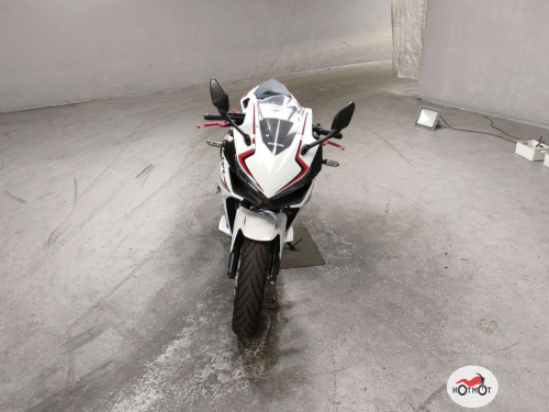 Мотоцикл HONDA CBR 400R 2021, БЕЛЫЙ фото 3