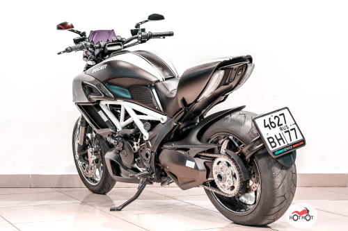 Мотоцикл DUCATI Diavel 2015, СЕРЫЙ фото 8