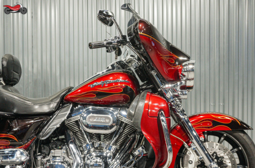 Мотоцикл Harley-Davidson CVO 2011, КРАСНЫЙ фото 10