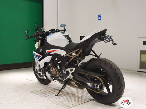 Мотоцикл BMW S 1000 RR 2022, Белый фото 6