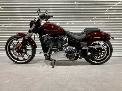 Мотоцикл Harley-Davidson Breakout 2019, ЧЕРНЫЙ фото 2