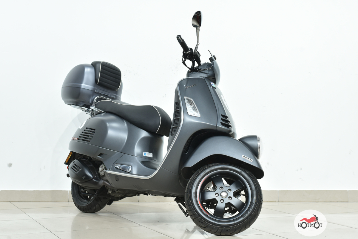 Vespa on sale gtv 300