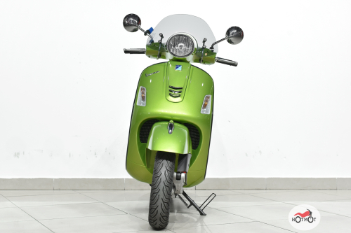 Скутер VESPA GTS Super 300 2018, Зеленый фото 5