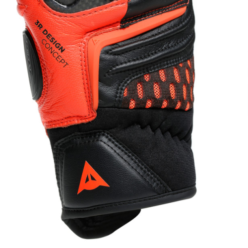 Перчатки кожаные Dainese CARBON 3 SHORT Black/Fluo-Red фото 4