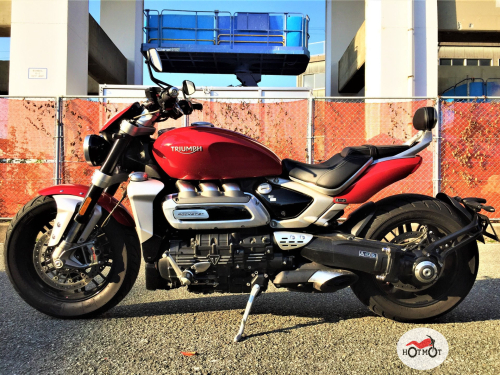 Мотоцикл TRIUMPH Rocket III 2020, Красный