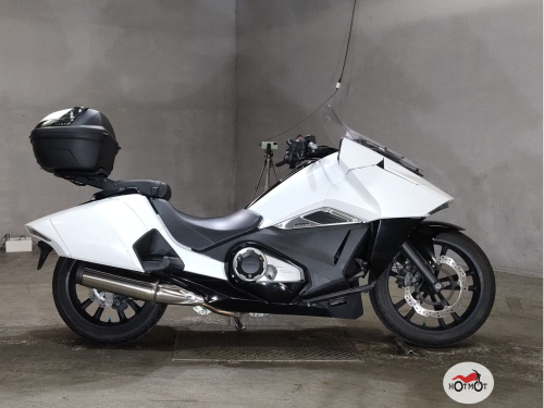 Мотоцикл HONDA NM4 2015, белый фото 2