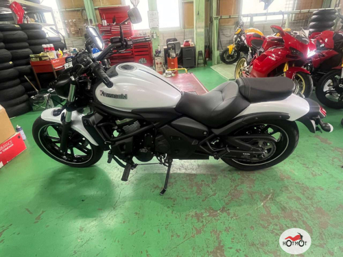 Мотоцикл KAWASAKI EN650 Vulcan S 2020, БЕЛЫЙ