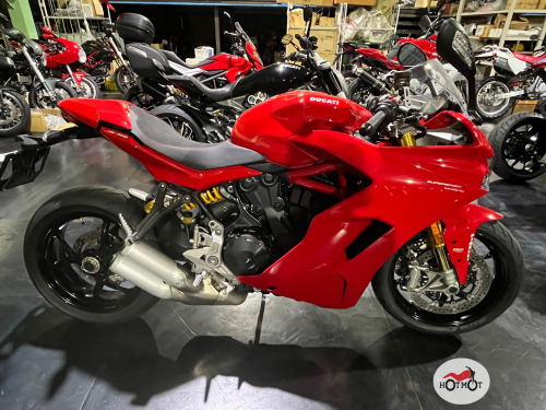 Мотоцикл DUCATI SuperSport 2020, Красный фото 2